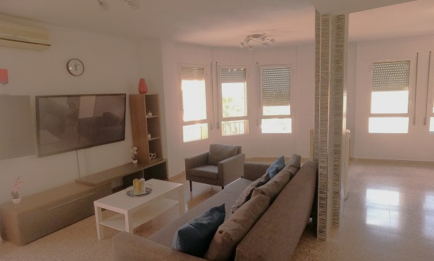 Sale - Apartment / flat -
Algorfa - La Finca Golf Resort
