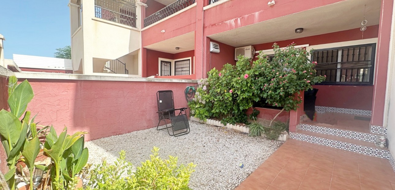Sale - Apartment / flat -
Orihuela Costa - Los Altos