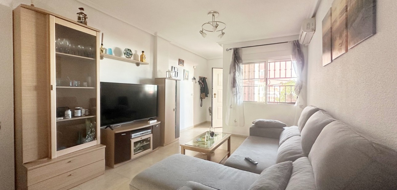 Sale - Apartment / flat -
Orihuela Costa - Los Altos