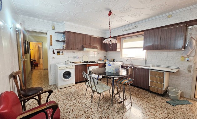 Sale - Building (Mixed-Use) -
Torrevieja - Torrevieja - Centre