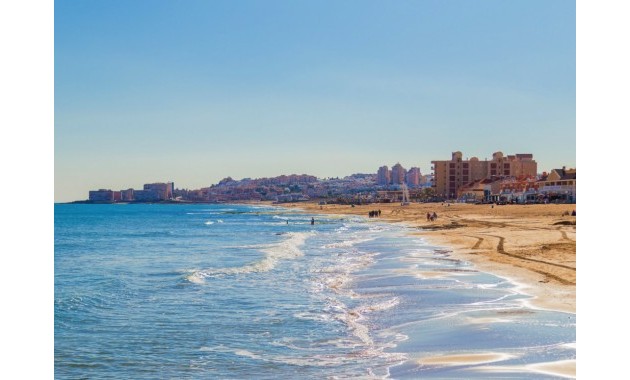 Sale - Building (Mixed-Use) -
Torrevieja - Torrevieja - Centre
