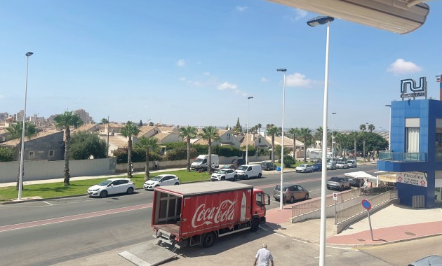 Sale - Apartment / flat -
Torrevieja - Aguas Nuevas