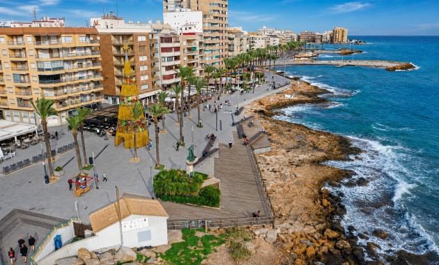 Sale - Apartment / flat -
Torrevieja - Aguas Nuevas
