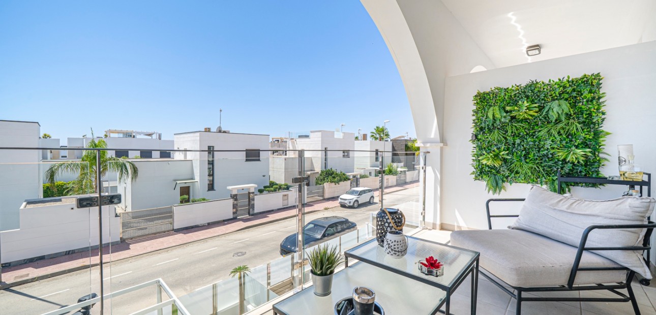 Sale - Apartment / flat -
Ciudad Quesada - La Laguna