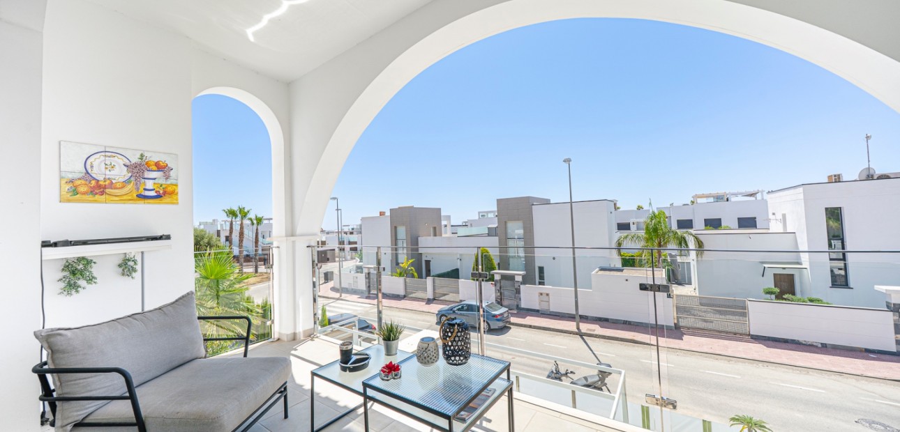 Sale - Apartment / flat -
Ciudad Quesada - La Laguna