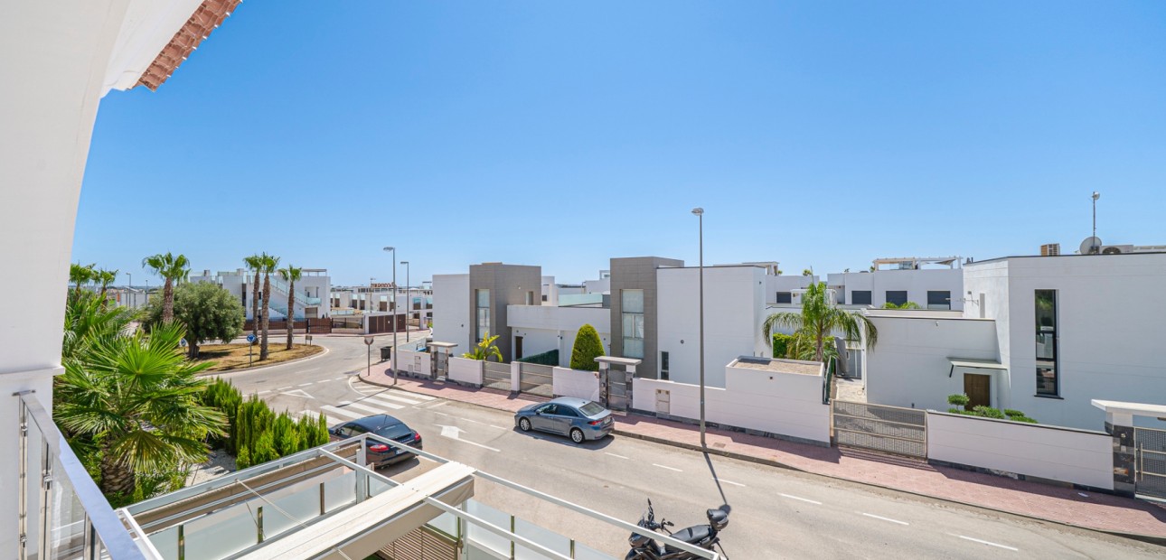 Sale - Apartment / flat -
Ciudad Quesada - La Laguna