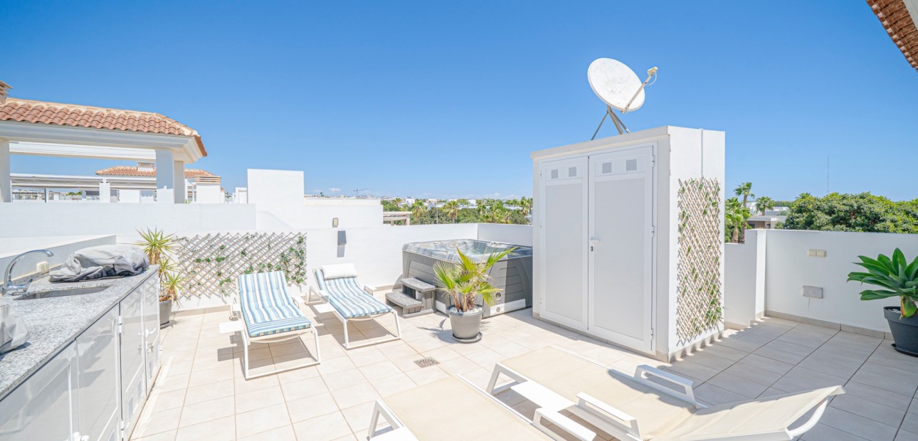 Sale - Apartment / flat -
Ciudad Quesada - La Laguna
