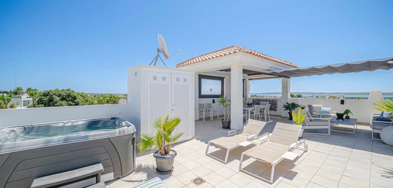 Sale - Apartment / flat -
Ciudad Quesada - La Laguna