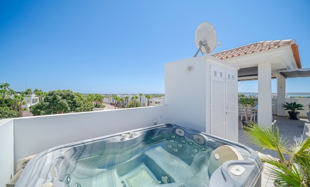 Sale - Apartment / flat -
Ciudad Quesada - La Laguna