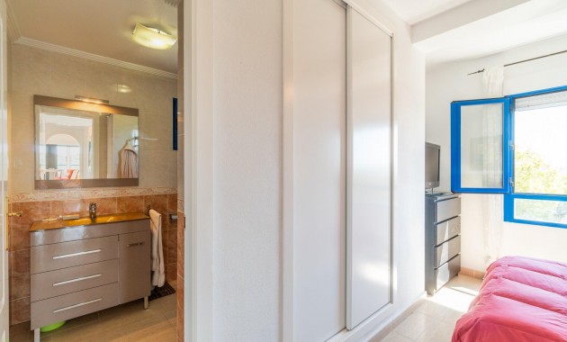 Sale - Apartment / flat -
Orihuela Costa - Altos de Campoamor