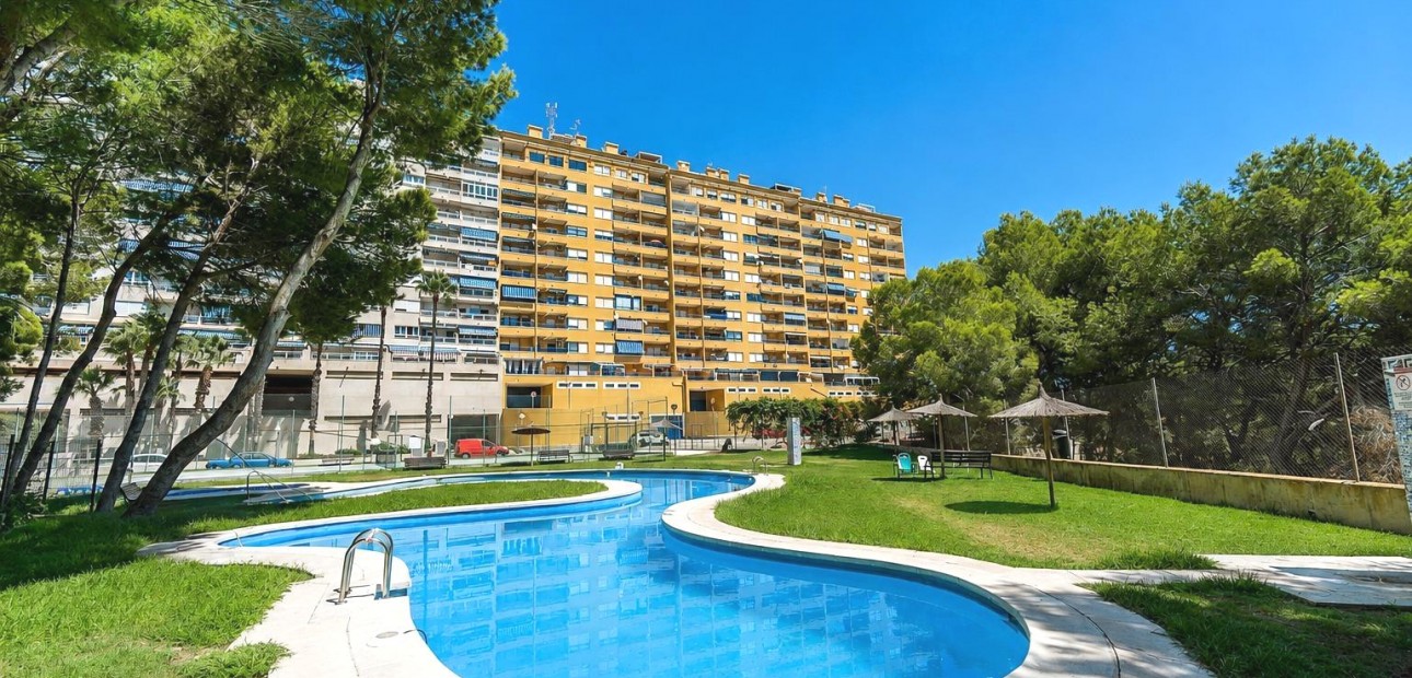 Sale - Apartment / flat -
Orihuela Costa - Altos de Campoamor