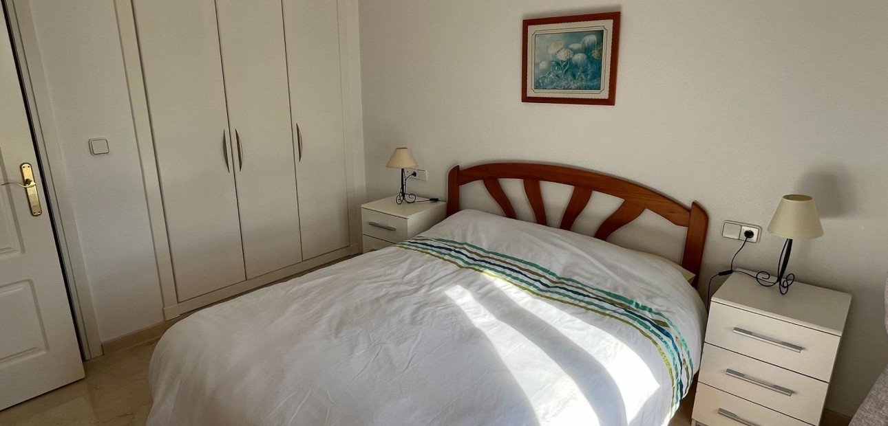 Sale - Apartment / flat -
Orihuela Costa - Playa Flamenca