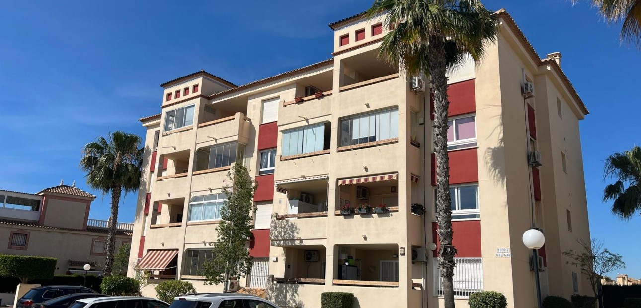 Sale - Apartment / flat -
Orihuela Costa - Playa Flamenca