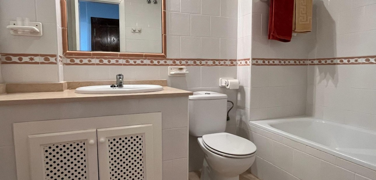 Sale - Apartment / flat -
Orihuela Costa - Playa Flamenca