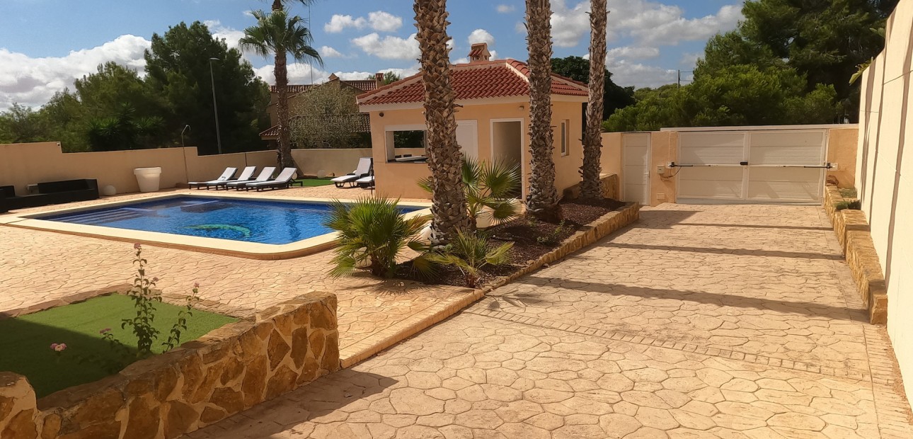 Sale - Detached Villa -
Algorfa - La Finca Golf Resort