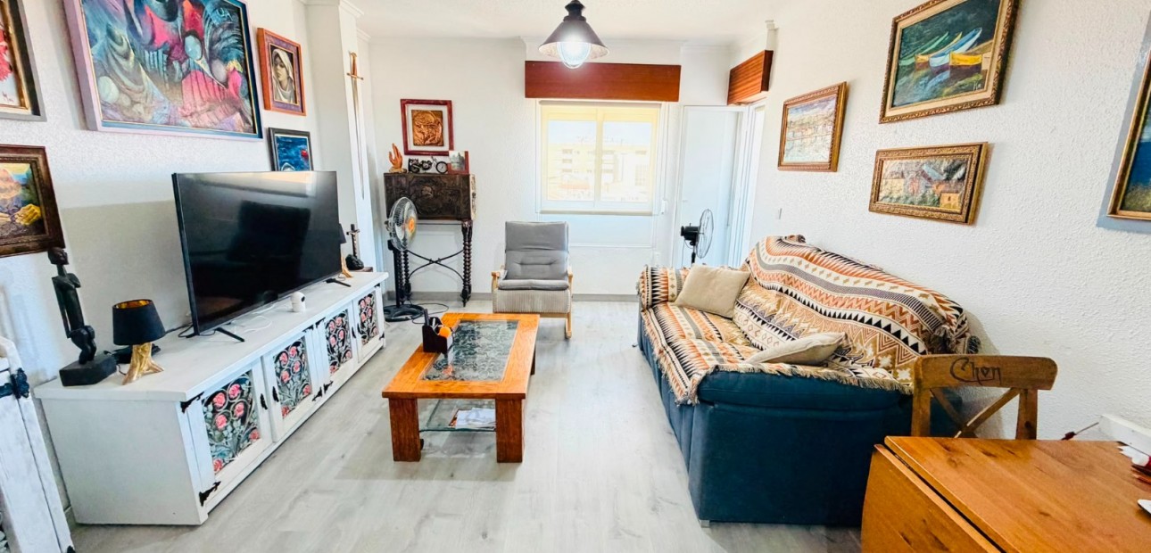 Sale - Apartment flat -
Los Montesinos - La Herrada