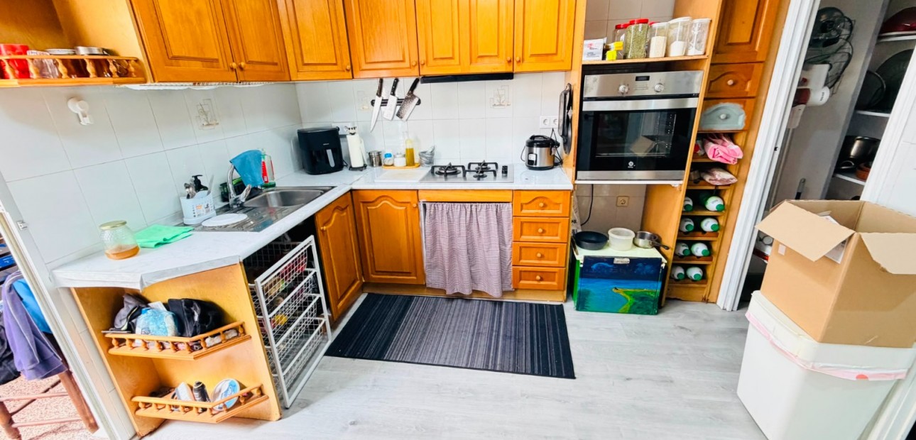 Sale - Apartment flat -
Los Montesinos - La Herrada