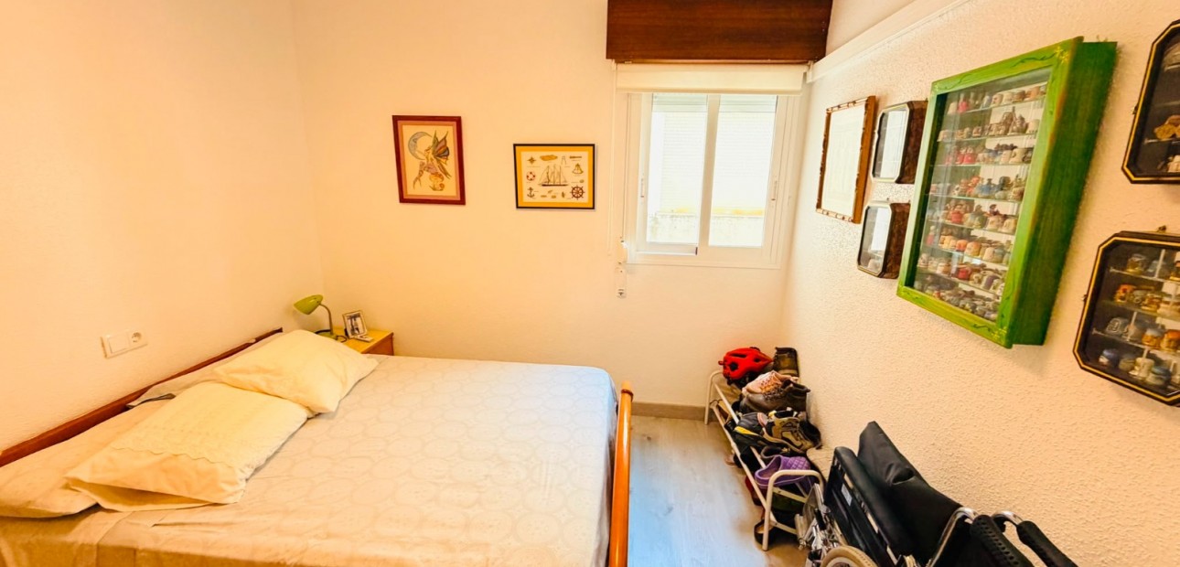 Sale - Apartment flat -
Los Montesinos - La Herrada