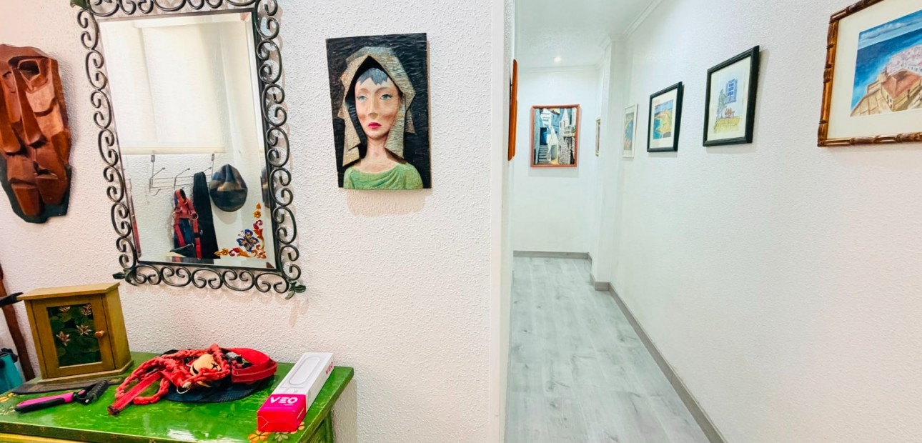 Sale - Apartment flat -
Los Montesinos - La Herrada