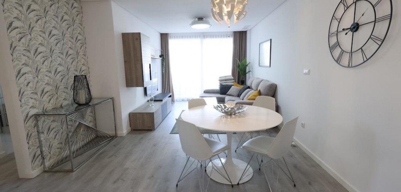 Sale - Apartment / flat -
Orihuela Costa - Los Dolses