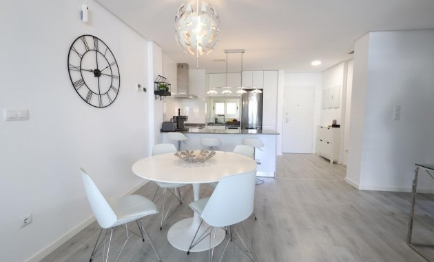 Sale - Apartment / flat -
Orihuela Costa - Los Dolses
