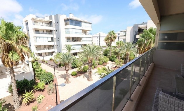 Sale - Apartment / flat -
Orihuela Costa - Los Dolses