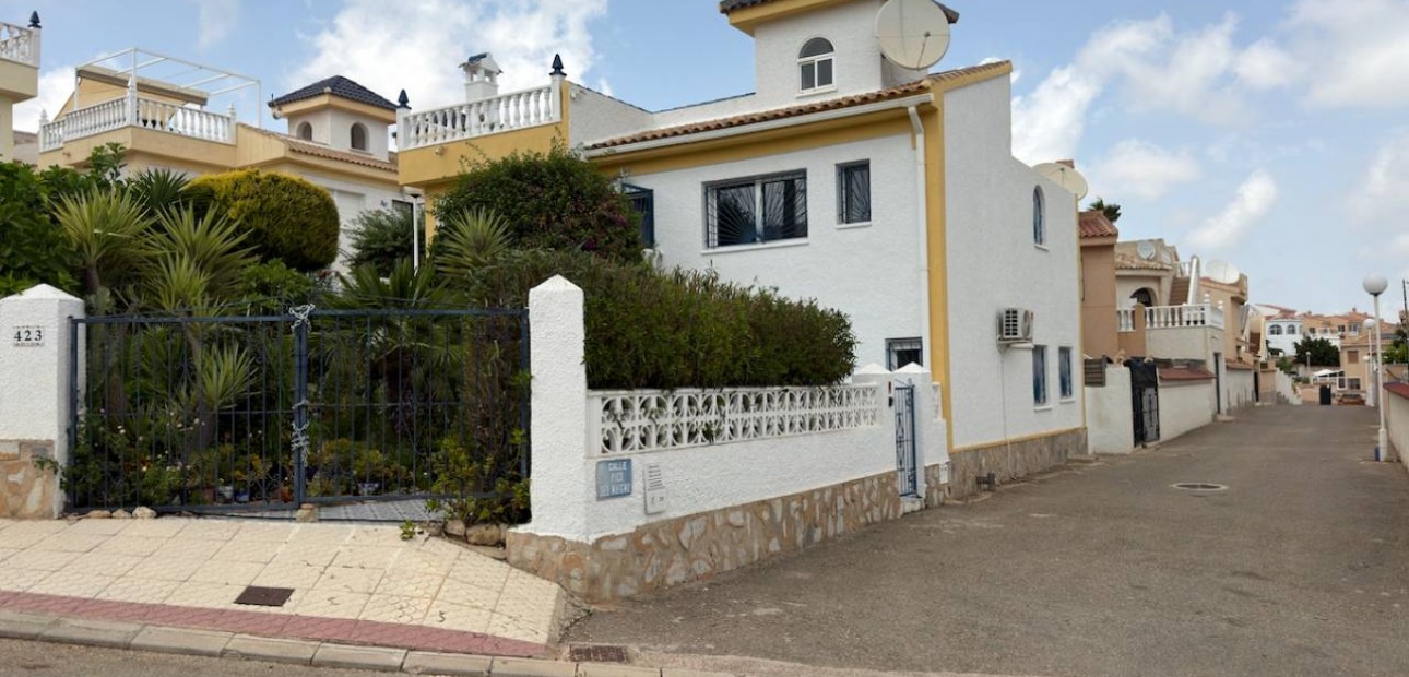 Venta - Villa -
Ciudad Quesada - Costa Blanca