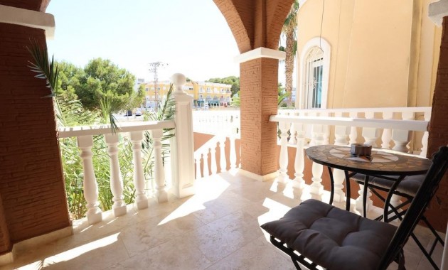 Venta - Villa -
Orihuela Costa - Las Filipinas