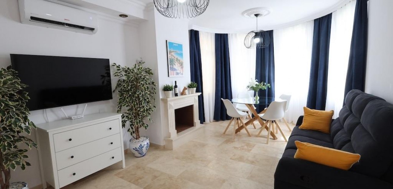 Venta - Villa -
Orihuela Costa - Las Filipinas