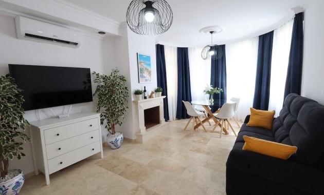 Venta - Villa -
Orihuela Costa - Las Filipinas