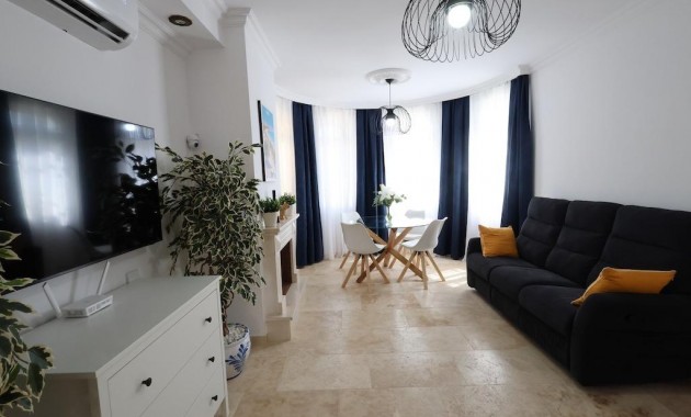 Venta - Villa -
Orihuela Costa - Las Filipinas