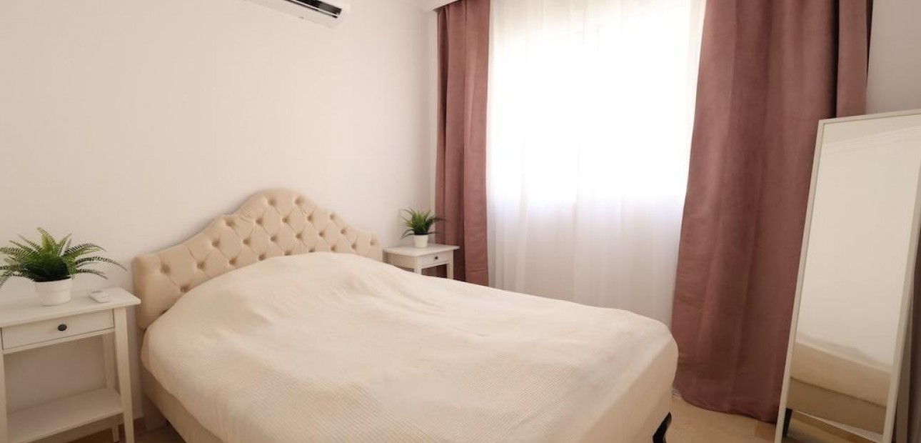 Venta - Villa -
Orihuela Costa - Las Filipinas