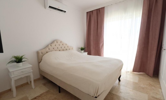 Venta - Villa -
Orihuela Costa - Las Filipinas