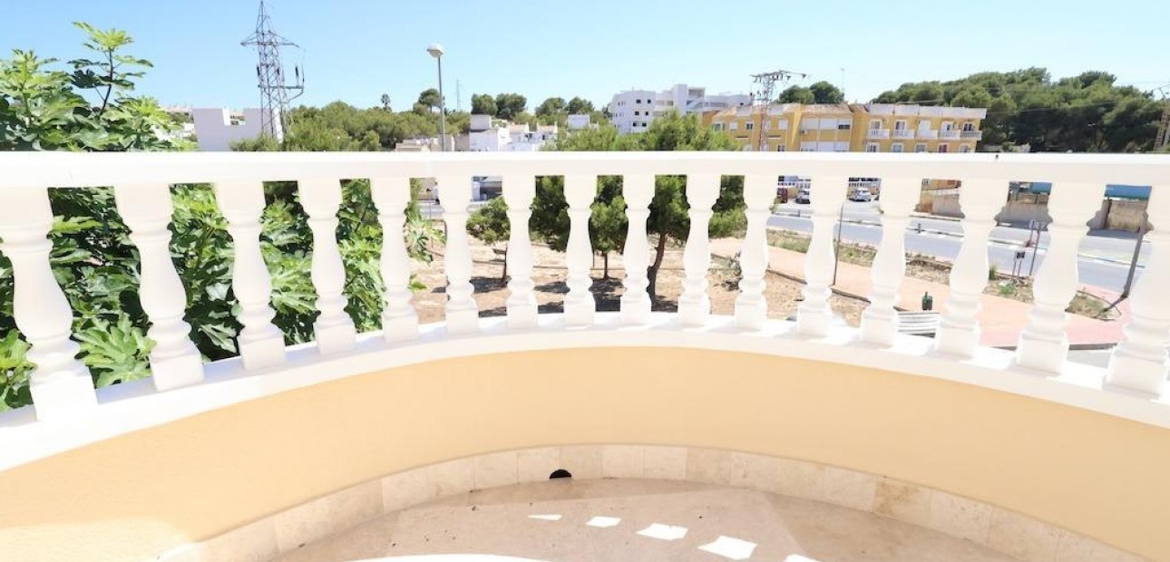 Venta - Villa -
Orihuela Costa - Las Filipinas