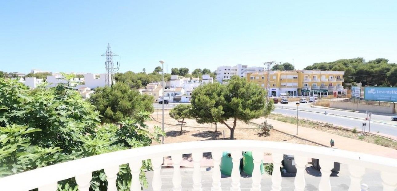 Venta - Villa -
Orihuela Costa - Las Filipinas