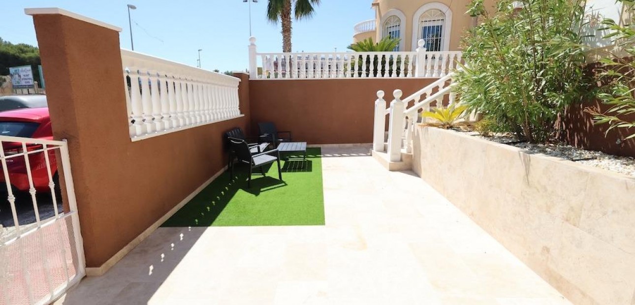 Venta - Villa -
Orihuela Costa - Las Filipinas