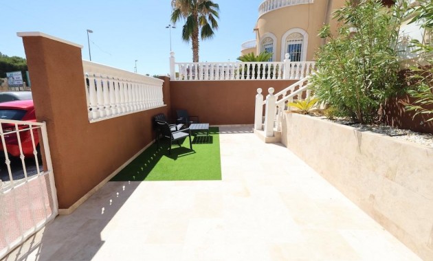Venta - Villa -
Orihuela Costa - Las Filipinas
