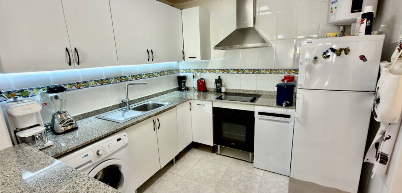 Herverkoop - Appartement / flat -
Algorfa