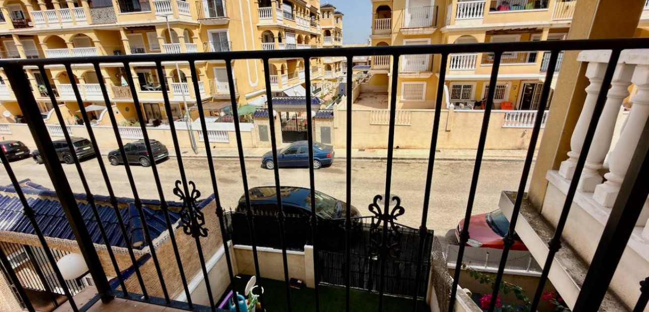 Herverkoop - Appartement / flat -
Algorfa