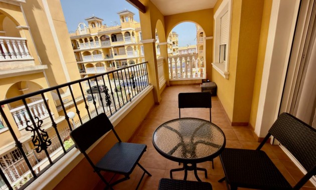 Herverkoop - Appartement / flat -
Algorfa