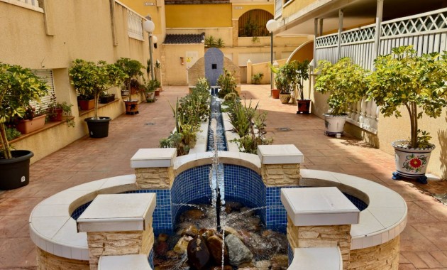 Herverkoop - Appartement / flat -
Algorfa