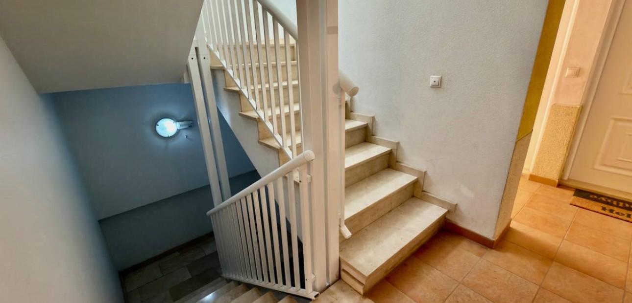 Herverkoop - Appartement / flat -
Algorfa