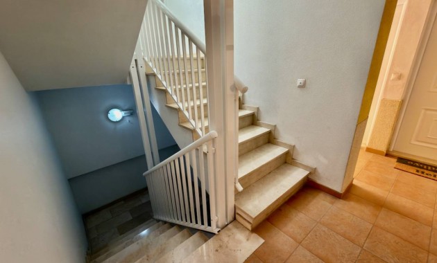 Herverkoop - Appartement / flat -
Algorfa