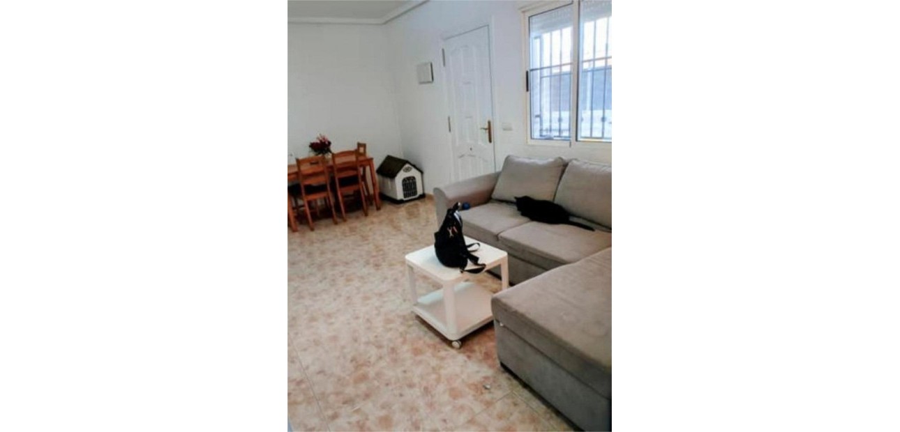 Venta - Terraced house -
Orihuela Costa - La Zenia