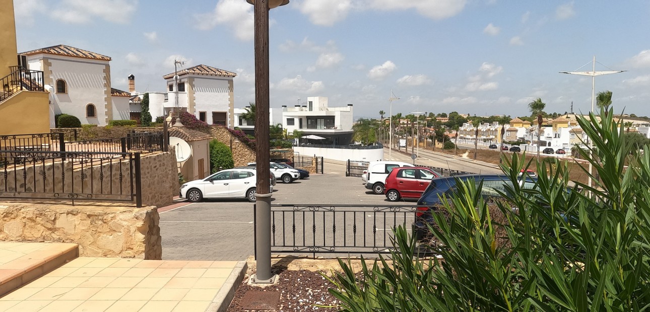 Venta - Apartamento / piso -
Algorfa - La Finca Golf Resort
