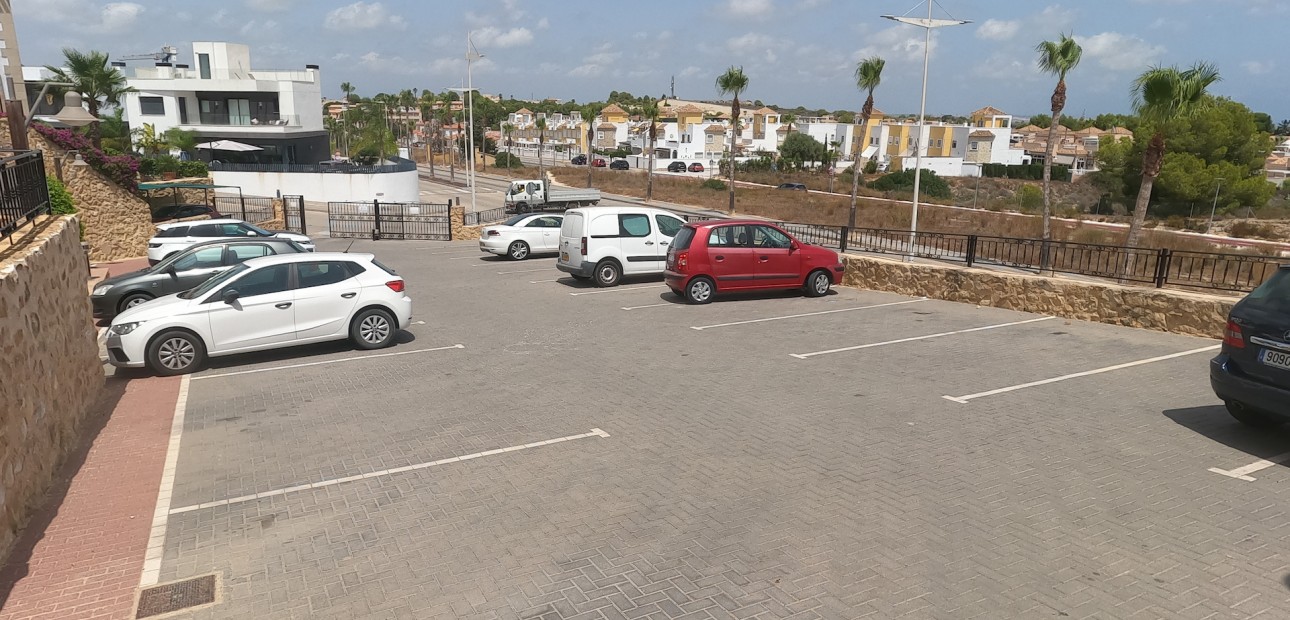Venta - Apartamento / piso -
Algorfa - La Finca Golf Resort