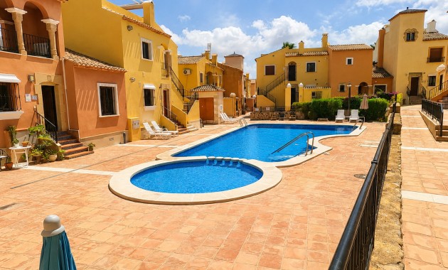 Venta - Apartamento / piso -
Algorfa - La Finca Golf Resort
