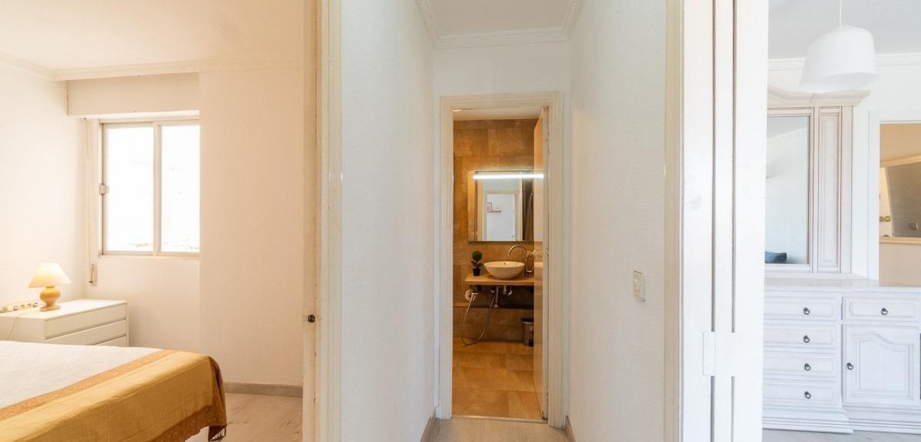 Venta - Apartamento / piso -
Orihuela Costa - Rocio del Mar