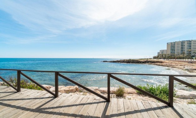 Venta - Apartamento / piso -
Orihuela Costa - Rocio del Mar