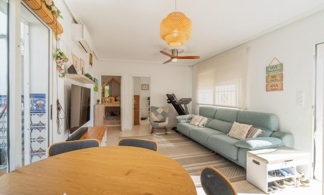 Venta - Villa -
Orihuela Costa - Punta Prima